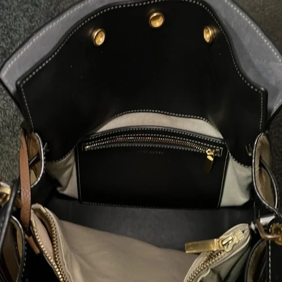 Tory Burch Brown Leather Shoulder Bag with Black Handles - Picture 13 of 16